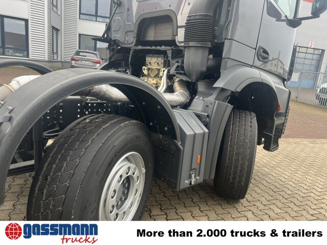Mercedes-Benz Arocs 3251 L 8x4/4, mit Motorabtrieb C plus NA - Kamion-šasija: slika Mercedes-Benz Arocs 3251 L 8x4/4, mit Motorabtrieb C plus NA - Kamion-šasija Mercedes-Benz Arocs 3251 L 8x4/4, mit Motorabtrieb C plus NA - Kamion-šasija: slika Mercedes-Benz Arocs 3251 L 8x4/4, mit Motorabtrieb C plus NA - Kamion-šasija