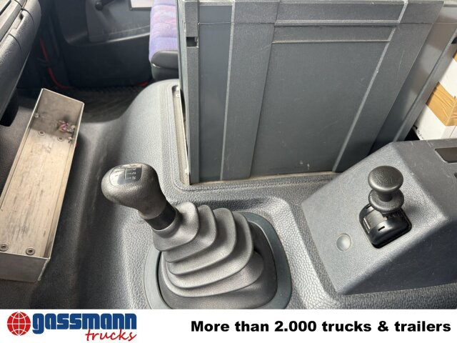 Vozilo hitne pomoći Mercedes-Benz Atego 1325 4x4, 8+1 Sitze, LF 16/12: slika Vozilo hitne pomoći Mercedes-Benz Atego 1325 4x4, 8+1 Sitze, LF 16/12