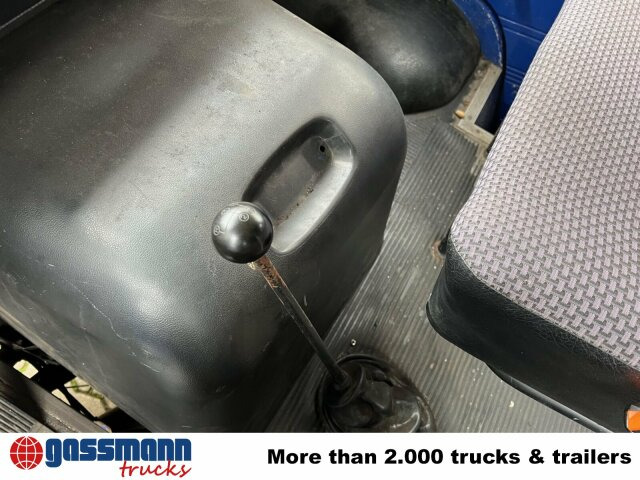 Mercedes-Benz L 407 D 4x2 Doka, Ex-THW - Kamion s otvorenim sandukom: slika Mercedes-Benz L 407 D 4x2 Doka, Ex-THW - Kamion s otvorenim sandukom Mercedes-Benz L 407 D 4x2 Doka, Ex-THW - Kamion s otvorenim sandukom: slika Mercedes-Benz L 407 D 4x2 Doka, Ex-THW - Kamion s otvorenim sandukom