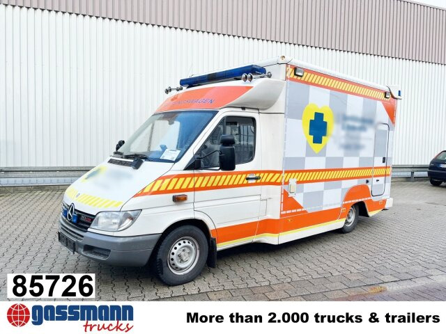 Mercedes-Benz Sprinter 313 CDI 4x2, Rettungswagen - Furgon: slika Mercedes-Benz Sprinter 313 CDI 4x2, Rettungswagen - Furgon Mercedes-Benz Sprinter 313 CDI 4x2, Rettungswagen - Furgon: slika Mercedes-Benz Sprinter 313 CDI 4x2, Rettungswagen - Furgon