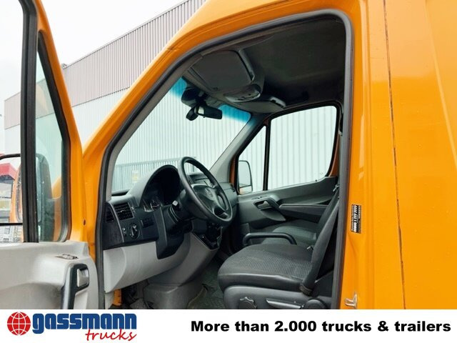 Mercedes-Benz Sprinter 515 CDI 4x2 - Furgon: slika Mercedes-Benz Sprinter 515 CDI 4x2 - Furgon Mercedes-Benz Sprinter 515 CDI 4x2 - Furgon: slika Mercedes-Benz Sprinter 515 CDI 4x2 - Furgon