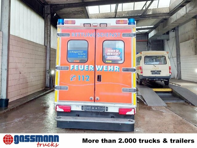 Mercedes-Benz Sprinter 515 CDI 4x2, Rettungswagen, Retarder - Furgon: slika Mercedes-Benz Sprinter 515 CDI 4x2, Rettungswagen, Retarder - Furgon Mercedes-Benz Sprinter 515 CDI 4x2, Rettungswagen, Retarder - Furgon: slika Mercedes-Benz Sprinter 515 CDI 4x2, Rettungswagen, Retarder - Furgon