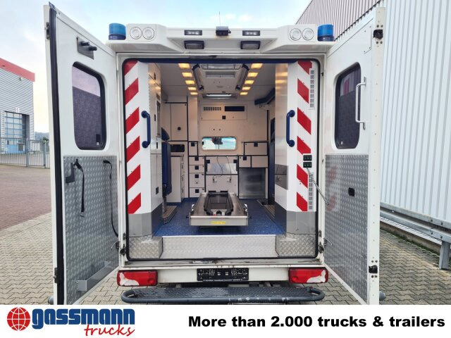 Mercedes-Benz Sprinter 516 CDI 4x2, Rettungswagen - Furgon: slika Mercedes-Benz Sprinter 516 CDI 4x2, Rettungswagen - Furgon Mercedes-Benz Sprinter 516 CDI 4x2, Rettungswagen - Furgon: slika Mercedes-Benz Sprinter 516 CDI 4x2, Rettungswagen - Furgon