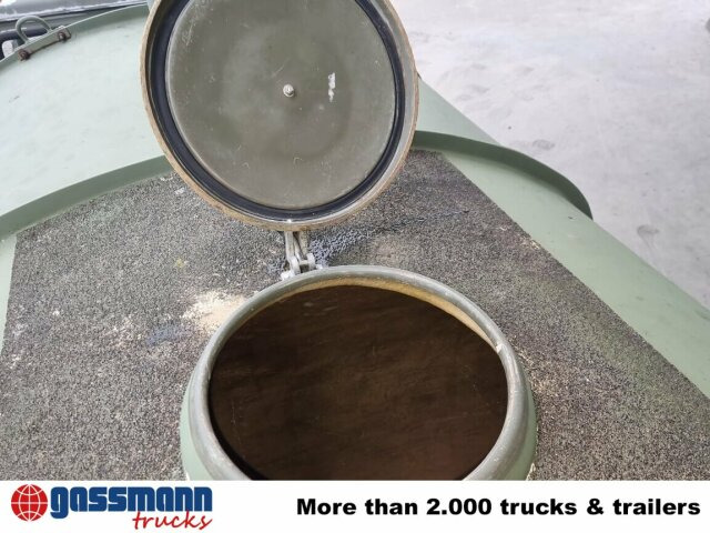 Renault Midliner S170 4x4, 6000l Wassertank - Kamion cisterna: slika Renault Midliner S170 4x4, 6000l Wassertank - Kamion cisterna Renault Midliner S170 4x4, 6000l Wassertank - Kamion cisterna: slika Renault Midliner S170 4x4, 6000l Wassertank - Kamion cisterna