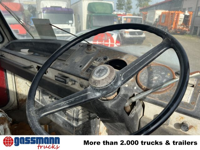 Saurer V5 4x2 - Kamion s otvorenim sandukom: slika Saurer V5 4x2 - Kamion s otvorenim sandukom Saurer V5 4x2 - Kamion s otvorenim sandukom: slika Saurer V5 4x2 - Kamion s otvorenim sandukom