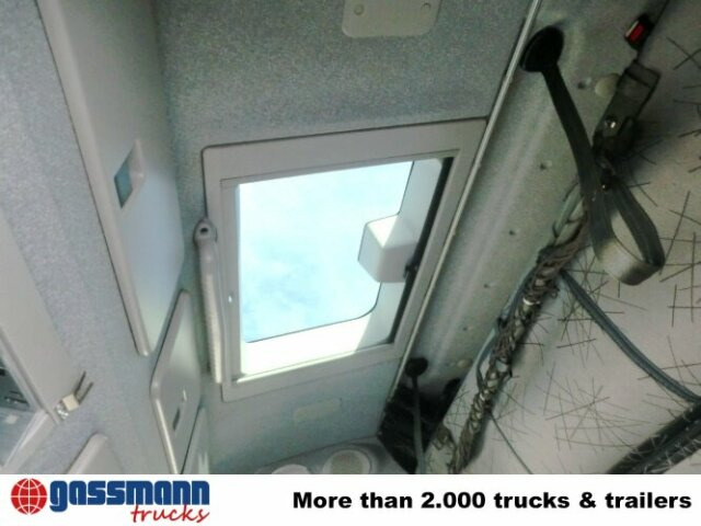 Tegljač Iveco Stralis 440S45T/P 4x2: slika Tegljač Iveco Stralis 440S45T/P 4x2