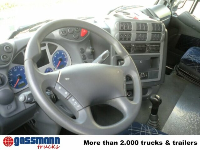 Tegljač Iveco Stralis 440S45T/P 4x2: slika Tegljač Iveco Stralis 440S45T/P 4x2