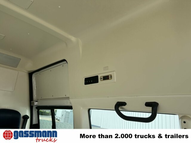 Volkswagen T5 2.0 TDI 4x2, Krankenwagen - Vozilo hitne pomoći: slika Volkswagen T5 2.0 TDI 4x2, Krankenwagen - Vozilo hitne pomoći Volkswagen T5 2.0 TDI 4x2, Krankenwagen - Vozilo hitne pomoći: slika Volkswagen T5 2.0 TDI 4x2, Krankenwagen - Vozilo hitne pomoći