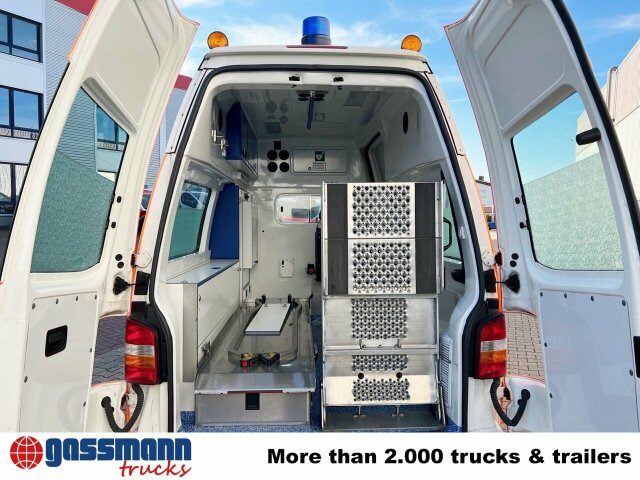 Volkswagen T5 2.5 TDI 4x2, Krankenwagen - Vozilo hitne pomoći: slika Volkswagen T5 2.5 TDI 4x2, Krankenwagen - Vozilo hitne pomoći Volkswagen T5 2.5 TDI 4x2, Krankenwagen - Vozilo hitne pomoći: slika Volkswagen T5 2.5 TDI 4x2, Krankenwagen - Vozilo hitne pomoći