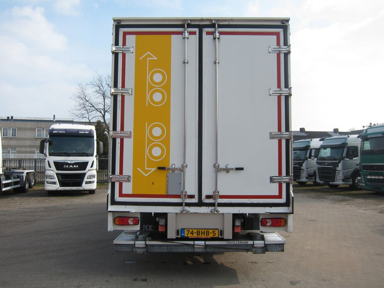 Renault D16-240 Schiebeplane Türen Faltbare LBW E6 Top! - Kamion s ceradom: slika Renault D16-240 Schiebeplane Türen Faltbare LBW E6 Top! - Kamion s ceradom Renault D16-240 Schiebeplane Türen Faltbare LBW E6 Top! - Kamion s ceradom: slika Renault D16-240 Schiebeplane Türen Faltbare LBW E6 Top! - Kamion s ceradom