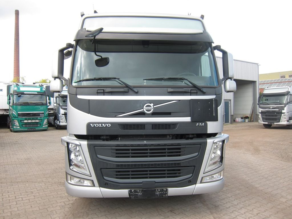 Volvo FM 410 Globe ADR PTO 600tkm Top! - Tegljač: slika Volvo FM 410 Globe ADR PTO 600tkm Top! - Tegljač Volvo FM 410 Globe ADR PTO 600tkm Top! - Tegljač: slika Volvo FM 410 Globe ADR PTO 600tkm Top! - Tegljač