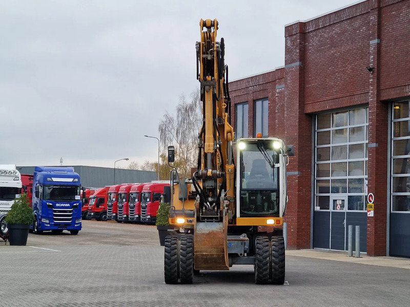 Liebherr A900C - 95 KW - Central Greasing - - Bager na kotačima: slika Liebherr A900C - 95 KW - Central Greasing - - Bager na kotačima Liebherr A900C - 95 KW - Central Greasing - - Bager na kotačima: slika Liebherr A900C - 95 KW - Central Greasing - - Bager na kotačima
