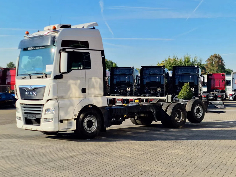 MAN TGX 26.500 6x2 XXL - Chassis - Full air - Night clima - AS Tronic - - Kamion-šasija: slika MAN TGX 26.500 6x2 XXL - Chassis - Full air - Night clima - AS Tronic - - Kamion-šasija MAN TGX 26.500 6x2 XXL - Chassis - Full air - Night clima - AS Tronic - - Kamion-šasija: slika MAN TGX 26.500 6x2 XXL - Chassis - Full air - Night clima - AS Tronic - - Kamion-šasija