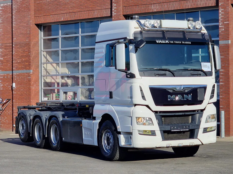 MAN TGX 32.560 8x4*4 - Cable system - Retarder - Euro 6 - Steering axle - - Kamion s kabelskim sustavom: slika MAN TGX 32.560 8x4*4 - Cable system - Retarder - Euro 6 - Steering axle - - Kamion s kabelskim sustavom MAN TGX 32.560 8x4*4 - Cable system - Retarder - Euro 6 - Steering axle - - Kamion s kabelskim sustavom: slika MAN TGX 32.560 8x4*4 - Cable system - Retarder - Euro 6 - Steering axle - - Kamion s kabelskim sustavom