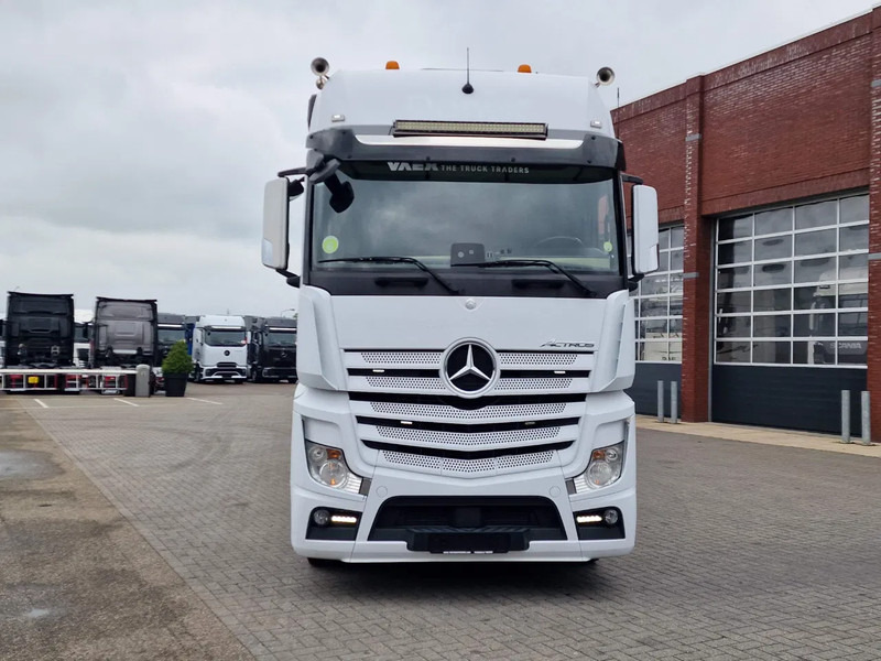 Mercedes-Benz Actros 1942 4x2 - Box with Loadlift - Full air + Pacton Trailer Loadlift - Heating system - Kamion sandučar: slika Mercedes-Benz Actros 1942 4x2 - Box with Loadlift - Full air + Pacton Trailer Loadlift - Heating system - Kamion sandučar Mercedes-Benz Actros 1942 4x2 - Box with Loadlift - Full air + Pacton Trailer Loadlift - Heating system - Kamion sandučar: slika Mercedes-Benz Actros 1942 4x2 - Box with Loadlift - Full air + Pacton Trailer Loadlift - Heating system - Kamion sandučar