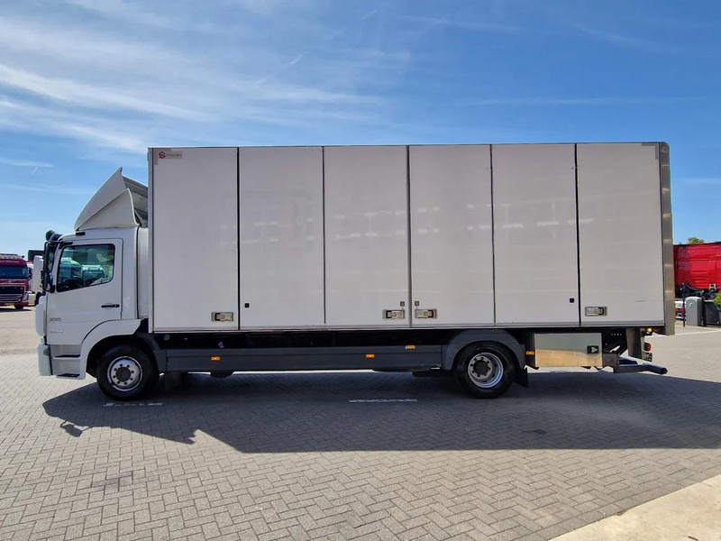 Mercedes-Benz Atego 1524 Box with sidedoors - Zepro loadlift - Full air - Euro 6 - Automatic - Camera system - Kamion sandučar: slika Mercedes-Benz Atego 1524 Box with sidedoors - Zepro loadlift - Full air - Euro 6 - Automatic - Camera system - Kamion sandučar Mercedes-Benz Atego 1524 Box with sidedoors - Zepro loadlift - Full air - Euro 6 - Automatic - Camera system - Kamion sandučar: slika Mercedes-Benz Atego 1524 Box with sidedoors - Zepro loadlift - Full air - Euro 6 - Automatic - Camera system - Kamion sandučar