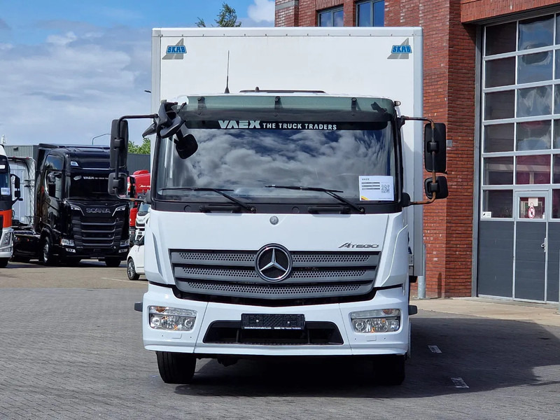 Mercedes-Benz Atego 4x2 - 170 KW/230PS - Box - Zepro loadlift - Euro 6 - Kamion sandučar: slika Mercedes-Benz Atego 4x2 - 170 KW/230PS - Box - Zepro loadlift - Euro 6 - Kamion sandučar Mercedes-Benz Atego 4x2 - 170 KW/230PS - Box - Zepro loadlift - Euro 6 - Kamion sandučar: slika Mercedes-Benz Atego 4x2 - 170 KW/230PS - Box - Zepro loadlift - Euro 6 - Kamion sandučar