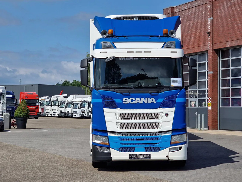 Scania R500 NGS B6X2NB / Trailer-Bygg 12-2004 / Frigobox Sidedoors / Rohrbahen / hooks - Kamion hladnjača: slika Scania R500 NGS B6X2NB / Trailer-Bygg 12-2004 / Frigobox Sidedoors / Rohrbahen / hooks - Kamion hladnjača Scania R500 NGS B6X2NB / Trailer-Bygg 12-2004 / Frigobox Sidedoors / Rohrbahen / hooks - Kamion hladnjača: slika Scania R500 NGS B6X2NB / Trailer-Bygg 12-2004 / Frigobox Sidedoors / Rohrbahen / hooks - Kamion hladnjača