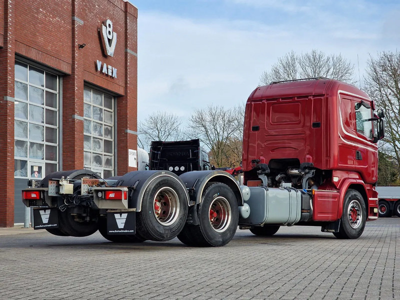 Kamion-šasija Scania R520 V8 6x2 Chassis - 4.50 WB - Euro 6 - Full air: slika Kamion-šasija Scania R520 V8 6x2 Chassis - 4.50 WB - Euro 6 - Full air