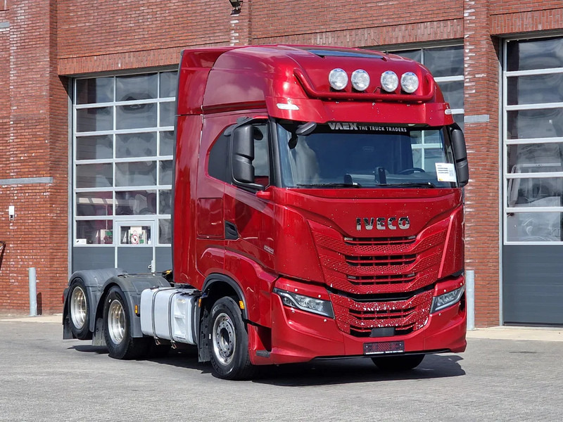 Iveco S-WAY 570 6x2 - Retarder - Full air - 3.20 WB - Navi - Tegljač: slika Iveco S-WAY 570 6x2 - Retarder - Full air - 3.20 WB - Navi - Tegljač Iveco S-WAY 570 6x2 - Retarder - Full air - 3.20 WB - Navi - Tegljač: slika Iveco S-WAY 570 6x2 - Retarder - Full air - 3.20 WB - Navi - Tegljač