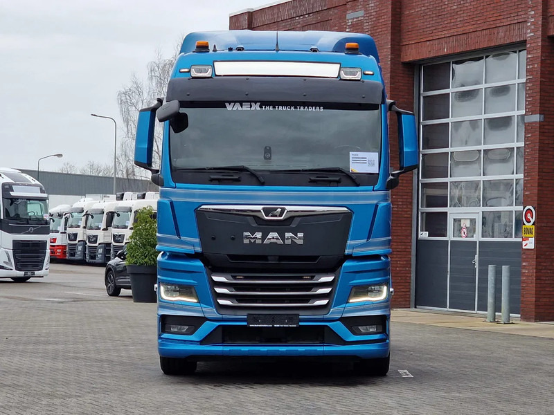MAN TGX 26.510 6x2 XLX - Full spoiler - Led - Navi - Sliding 5th wheel - Tegljač: slika MAN TGX 26.510 6x2 XLX - Full spoiler - Led - Navi - Sliding 5th wheel - Tegljač MAN TGX 26.510 6x2 XLX - Full spoiler - Led - Navi - Sliding 5th wheel - Tegljač: slika MAN TGX 26.510 6x2 XLX - Full spoiler - Led - Navi - Sliding 5th wheel - Tegljač
