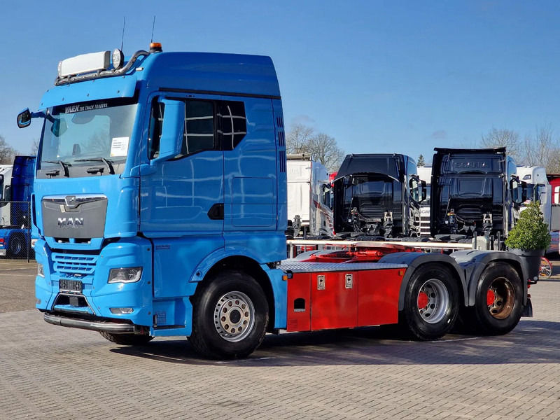 MAN TGX 33.510 6x4 - Facelift - Low km 252Tkm - Navi - Sliding 5th wheel - Tegljač: slika MAN TGX 33.510 6x4 - Facelift - Low km 252Tkm - Navi - Sliding 5th wheel - Tegljač MAN TGX 33.510 6x4 - Facelift - Low km 252Tkm - Navi - Sliding 5th wheel - Tegljač: slika MAN TGX 33.510 6x4 - Facelift - Low km 252Tkm - Navi - Sliding 5th wheel - Tegljač