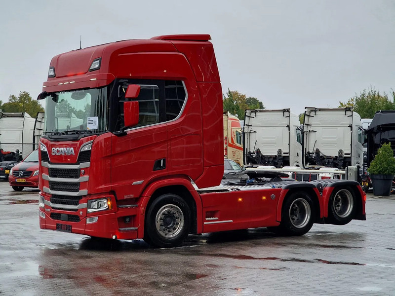Scania R580 V8 NGS Highline 6x2 - Retarder - Leather - Full air - 3.15 WB - Navi - Led - No EGR - Tegljač: slika Scania R580 V8 NGS Highline 6x2 - Retarder - Leather - Full air - 3.15 WB - Navi - Led - No EGR - Tegljač Scania R580 V8 NGS Highline 6x2 - Retarder - Leather - Full air - 3.15 WB - Navi - Led - No EGR - Tegljač: slika Scania R580 V8 NGS Highline 6x2 - Retarder - Leather - Full air - 3.15 WB - Navi - Led - No EGR - Tegljač