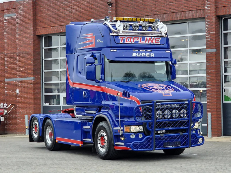Scania T580 V8 Topline 6x2 - Original Scania Hauber / Torpedo - Manual gearbox - Show truck - Retarder - Tegljač: slika Scania T580 V8 Topline 6x2 - Original Scania Hauber / Torpedo - Manual gearbox - Show truck - Retarder - Tegljač Scania T580 V8 Topline 6x2 - Original Scania Hauber / Torpedo - Manual gearbox - Show truck - Retarder - Tegljač: slika Scania T580 V8 Topline 6x2 - Original Scania Hauber / Torpedo - Manual gearbox - Show truck - Retarder - Tegljač