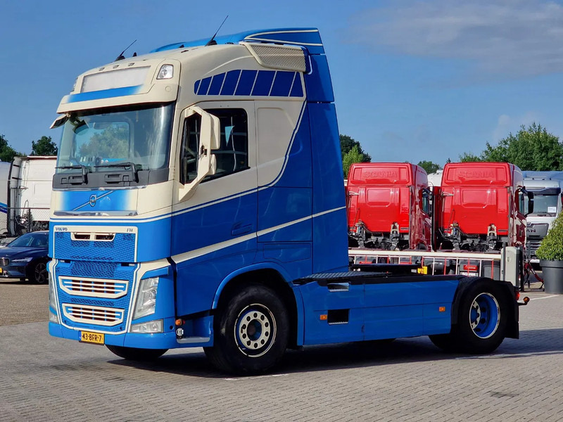 Volvo FH 13.420 4x2 - Tegljač: slika Volvo FH 13.420 4x2 - Tegljač Volvo FH 13.420 4x2 - Tegljač: slika Volvo FH 13.420 4x2 - Tegljač