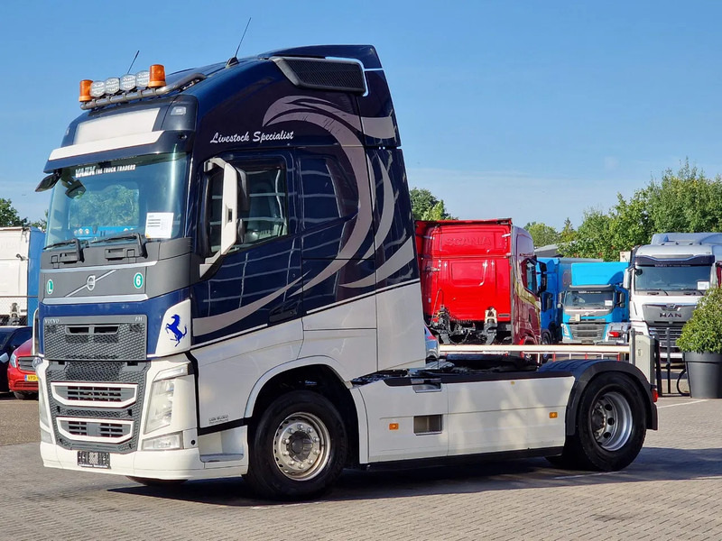 Volvo FH 13.460 4x2 Globetrotter XL - Full spoiler - 2x tank - Fridge - TV - Tegljač: slika Volvo FH 13.460 4x2 Globetrotter XL - Full spoiler - 2x tank - Fridge - TV - Tegljač Volvo FH 13.460 4x2 Globetrotter XL - Full spoiler - 2x tank - Fridge - TV - Tegljač: slika Volvo FH 13.460 4x2 Globetrotter XL - Full spoiler - 2x tank - Fridge - TV - Tegljač