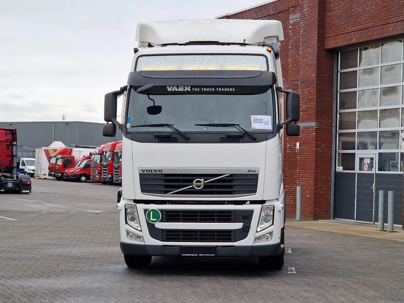 Volvo FH 13.460 Globetrotter 4x2 - Euro 5 EEV - 2x tank - Steel/Air - Fridge - Tegljač: slika Volvo FH 13.460 Globetrotter 4x2 - Euro 5 EEV - 2x tank - Steel/Air - Fridge - Tegljač Volvo FH 13.460 Globetrotter 4x2 - Euro 5 EEV - 2x tank - Steel/Air - Fridge - Tegljač: slika Volvo FH 13.460 Globetrotter 4x2 - Euro 5 EEV - 2x tank - Steel/Air - Fridge - Tegljač