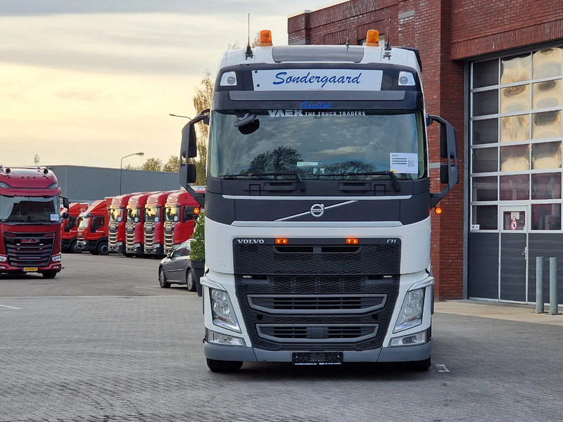 Volvo FH 13.500 Globetrotter 6x2 - PTO/Hydraulic - 3.00 WB - Full air - - Tegljač: slika Volvo FH 13.500 Globetrotter 6x2 - PTO/Hydraulic - 3.00 WB - Full air - - Tegljač Volvo FH 13.500 Globetrotter 6x2 - PTO/Hydraulic - 3.00 WB - Full air - - Tegljač: slika Volvo FH 13.500 Globetrotter 6x2 - PTO/Hydraulic - 3.00 WB - Full air - - Tegljač