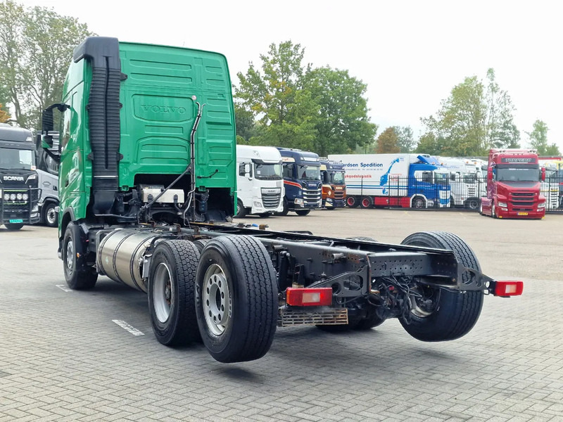 Volvo FH 13.460 Globetrotter 6x2 - Chassis - 4.60 WB - HUB Reduction - LNG - Kamion-šasija: slika Volvo FH 13.460 Globetrotter 6x2 - Chassis - 4.60 WB - HUB Reduction - LNG - Kamion-šasija Volvo FH 13.460 Globetrotter 6x2 - Chassis - 4.60 WB - HUB Reduction - LNG - Kamion-šasija: slika Volvo FH 13.460 Globetrotter 6x2 - Chassis - 4.60 WB - HUB Reduction - LNG - Kamion-šasija