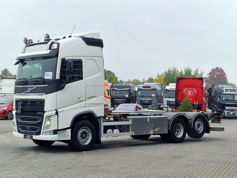 Volvo FH 13.540 Globetrotter 6x2 - BDF - Retarder - 4.90 WB - Full air - Leather - Transporter kontejnera/ Kamion s izmjenjivim sanducima: slika Volvo FH 13.540 Globetrotter 6x2 - BDF - Retarder - 4.90 WB - Full air - Leather - Transporter kontejnera/ Kamion s izmjenjivim sanducima Volvo FH 13.540 Globetrotter 6x2 - BDF - Retarder - 4.90 WB - Full air - Leather - Transporter kontejnera/ Kamion s izmjenjivim sanducima: slika Volvo FH 13.540 Globetrotter 6x2 - BDF - Retarder - 4.90 WB - Full air - Leather - Transporter kontejnera/ Kamion s izmjenjivim sanducima