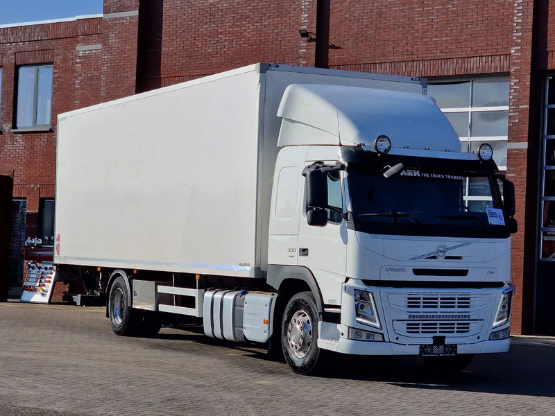 Volvo FM 330 4x2 - Carrier MT 18 Frigo - Loadlift - Full air - Sleepercab - Kamion hladnjača: slika Volvo FM 330 4x2 - Carrier MT 18 Frigo - Loadlift - Full air - Sleepercab - Kamion hladnjača Volvo FM 330 4x2 - Carrier MT 18 Frigo - Loadlift - Full air - Sleepercab - Kamion hladnjača: slika Volvo FM 330 4x2 - Carrier MT 18 Frigo - Loadlift - Full air - Sleepercab - Kamion hladnjača