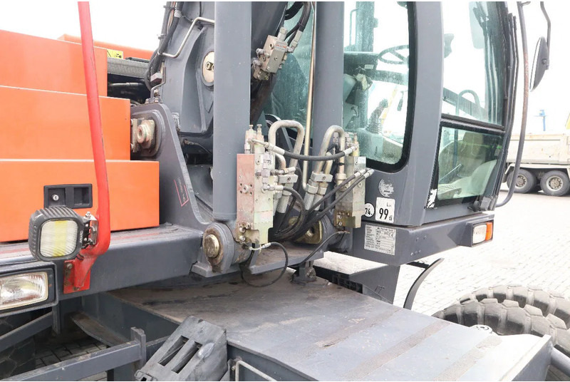 Bager na kotačima Atlas 160W | ROTOTILT | GRIPPER | BUCKET | DOZER BLADE: slika Bager na kotačima Atlas 160W | ROTOTILT | GRIPPER | BUCKET | DOZER BLADE