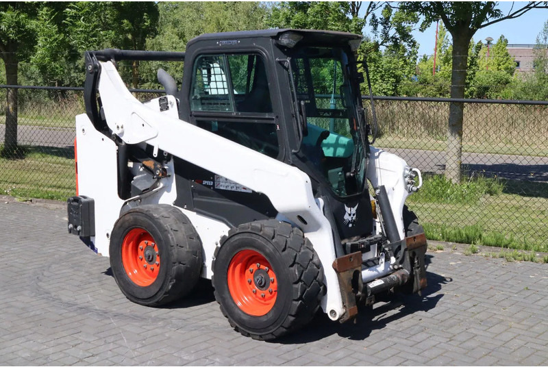 Bobcat S66 | HIGH FLOW | AUTO RIDE CONTROL | AIRCO - Mini utovarivač: slika Bobcat S66 | HIGH FLOW | AUTO RIDE CONTROL | AIRCO - Mini utovarivač Bobcat S66 | HIGH FLOW | AUTO RIDE CONTROL | AIRCO - Mini utovarivač: slika Bobcat S66 | HIGH FLOW | AUTO RIDE CONTROL | AIRCO - Mini utovarivač
