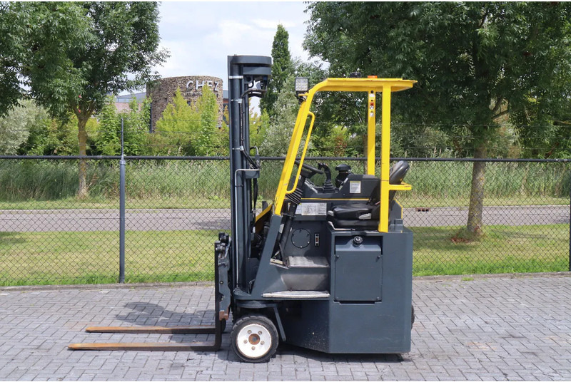 Combilift CB3000 | 2.5 TON | 6 METER | TRIPLEX | SIDESHIFT - 4-smjerni regalni viličar: slika Combilift CB3000 | 2.5 TON | 6 METER | TRIPLEX | SIDESHIFT - 4-smjerni regalni viličar Combilift CB3000 | 2.5 TON | 6 METER | TRIPLEX | SIDESHIFT - 4-smjerni regalni viličar: slika Combilift CB3000 | 2.5 TON | 6 METER | TRIPLEX | SIDESHIFT - 4-smjerni regalni viličar