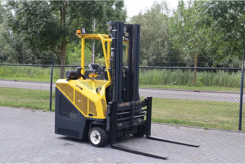 Combilift CB3000 | 2.5 TON | 6 METER | TRIPLEX | SIDESHIFT - 4-smjerni regalni viličar: slika Combilift CB3000 | 2.5 TON | 6 METER | TRIPLEX | SIDESHIFT - 4-smjerni regalni viličar Combilift CB3000 | 2.5 TON | 6 METER | TRIPLEX | SIDESHIFT - 4-smjerni regalni viličar: slika Combilift CB3000 | 2.5 TON | 6 METER | TRIPLEX | SIDESHIFT - 4-smjerni regalni viličar