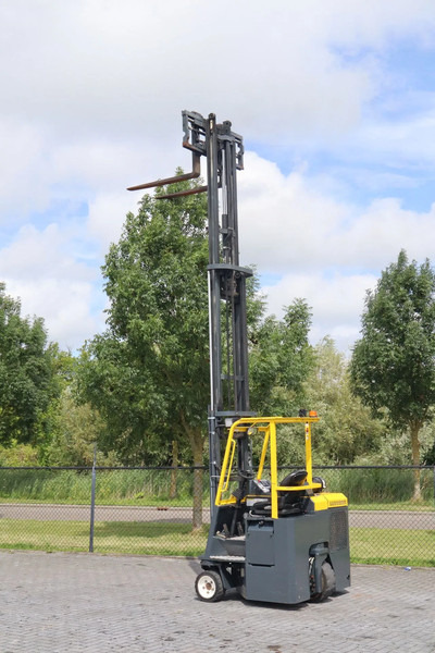 4-smjerni regalni viličar Combilift CB3000 | 2.5 TON | 6 METER | TRIPLEX | SIDESHIFT: slika 4-smjerni regalni viličar Combilift CB3000 | 2.5 TON | 6 METER | TRIPLEX | SIDESHIFT