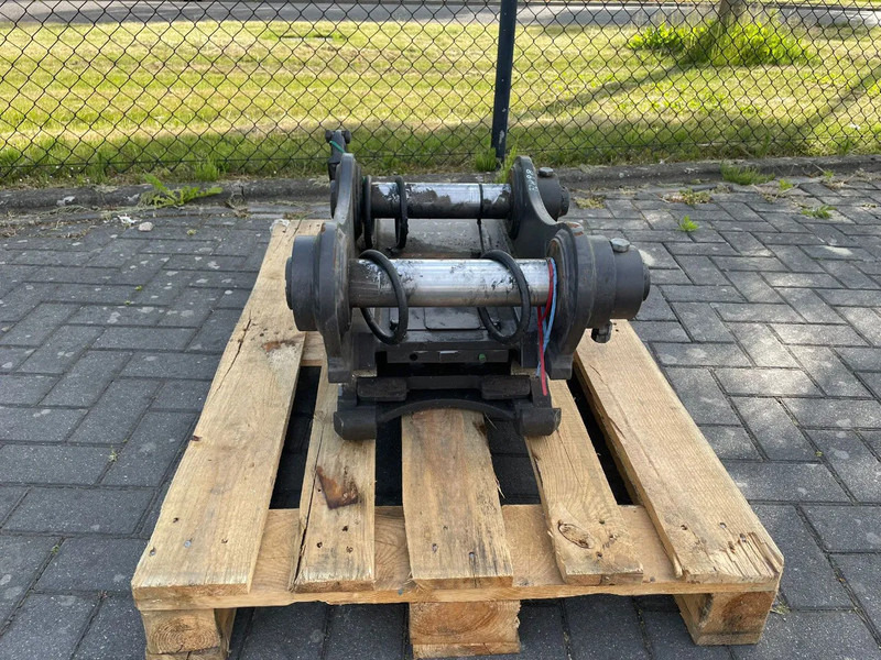 Gjerstad G60 | QUICK COUPLER | S60 | NEW / UNUSED - Brza spojka za Građevinski strojevi: slika Gjerstad G60 | QUICK COUPLER | S60 | NEW / UNUSED - Brza spojka za Građevinski strojevi Gjerstad G60 | QUICK COUPLER | S60 | NEW / UNUSED - Brza spojka za Građevinski strojevi: slika Gjerstad G60 | QUICK COUPLER | S60 | NEW / UNUSED - Brza spojka za Građevinski strojevi