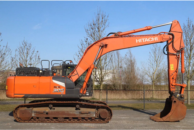 Hitachi ZX300 LC-7 | BUCKET | QUICK COUPLER | GOOD U/C! - Bager gusjeničar: slika Hitachi ZX300 LC-7 | BUCKET | QUICK COUPLER | GOOD U/C! - Bager gusjeničar Hitachi ZX300 LC-7 | BUCKET | QUICK COUPLER | GOOD U/C! - Bager gusjeničar: slika Hitachi ZX300 LC-7 | BUCKET | QUICK COUPLER | GOOD U/C! - Bager gusjeničar