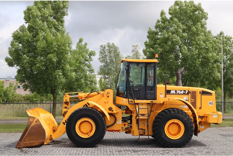 Hyundai HL760-7 | BUCKET | 1.919 ORIGINAL HOURS!! - Utovarivač na kotačima: slika Hyundai HL760-7 | BUCKET | 1.919 ORIGINAL HOURS!! - Utovarivač na kotačima Hyundai HL760-7 | BUCKET | 1.919 ORIGINAL HOURS!! - Utovarivač na kotačima: slika Hyundai HL760-7 | BUCKET | 1.919 ORIGINAL HOURS!! - Utovarivač na kotačima
