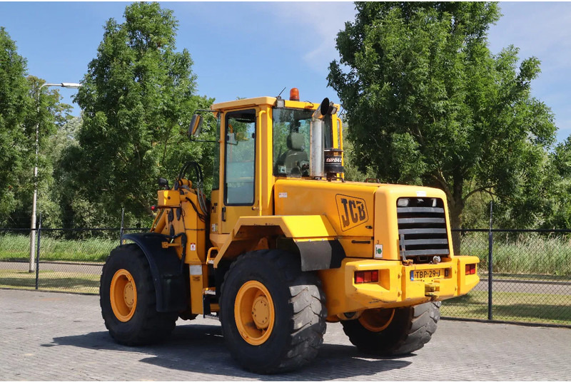 JCB 426 B | 35 KM/H | ONLY 9800 HOURS | FIRST OWNER | DUTCH MACHINE - Utovarivač na kotačima: slika JCB 426 B | 35 KM/H | ONLY 9800 HOURS | FIRST OWNER | DUTCH MACHINE - Utovarivač na kotačima JCB 426 B | 35 KM/H | ONLY 9800 HOURS | FIRST OWNER | DUTCH MACHINE - Utovarivač na kotačima: slika JCB 426 B | 35 KM/H | ONLY 9800 HOURS | FIRST OWNER | DUTCH MACHINE - Utovarivač na kotačima