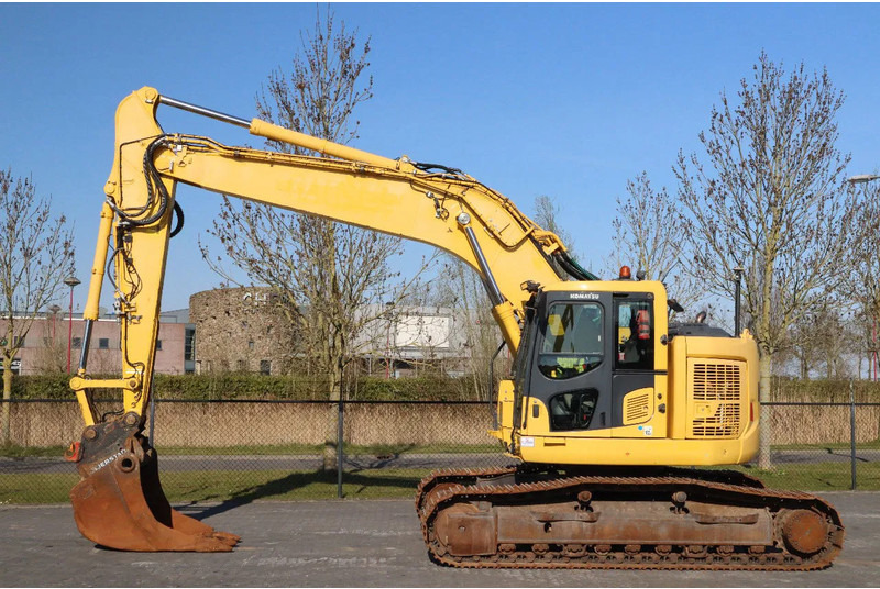 Komatsu PC228 USLC-10 | QUICK COUPLER | BUCKET | AIRCO - Bager gusjeničar: slika Komatsu PC228 USLC-10 | QUICK COUPLER | BUCKET | AIRCO - Bager gusjeničar Komatsu PC228 USLC-10 | QUICK COUPLER | BUCKET | AIRCO - Bager gusjeničar: slika Komatsu PC228 USLC-10 | QUICK COUPLER | BUCKET | AIRCO - Bager gusjeničar