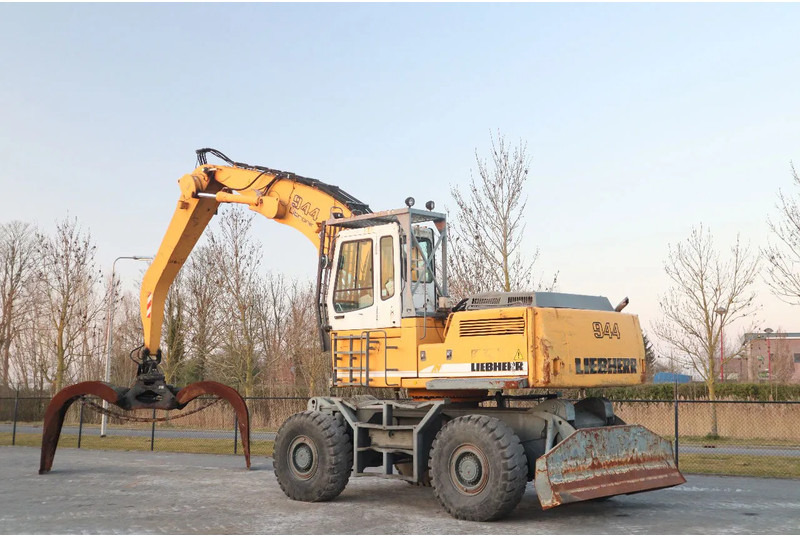 Liebherr A944 B HD | LOG GRAPPLE | HOLZGREIFER | TIMBER - Stroj za rukovanje otpadom: slika Liebherr A944 B HD | LOG GRAPPLE | HOLZGREIFER | TIMBER - Stroj za rukovanje otpadom Liebherr A944 B HD | LOG GRAPPLE | HOLZGREIFER | TIMBER - Stroj za rukovanje otpadom: slika Liebherr A944 B HD | LOG GRAPPLE | HOLZGREIFER | TIMBER - Stroj za rukovanje otpadom