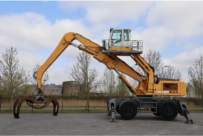 Liebherr A944 C HD | LOG GRAPPLE | HOLZGREIFER | TIMBER - Stroj za rukovanje otpadom: slika Liebherr A944 C HD | LOG GRAPPLE | HOLZGREIFER | TIMBER - Stroj za rukovanje otpadom Liebherr A944 C HD | LOG GRAPPLE | HOLZGREIFER | TIMBER - Stroj za rukovanje otpadom: slika Liebherr A944 C HD | LOG GRAPPLE | HOLZGREIFER | TIMBER - Stroj za rukovanje otpadom