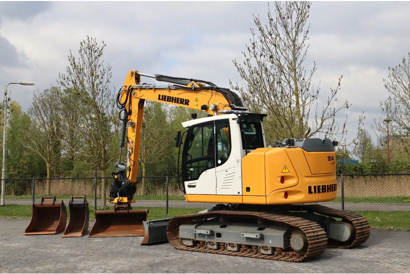 Liebherr R914 COMPACT S | ROTOTILT | 3X BUCKET | DOZERBLADE - Bager gusjeničar: slika Liebherr R914 COMPACT S | ROTOTILT | 3X BUCKET | DOZERBLADE - Bager gusjeničar Liebherr R914 COMPACT S | ROTOTILT | 3X BUCKET | DOZERBLADE - Bager gusjeničar: slika Liebherr R914 COMPACT S | ROTOTILT | 3X BUCKET | DOZERBLADE - Bager gusjeničar