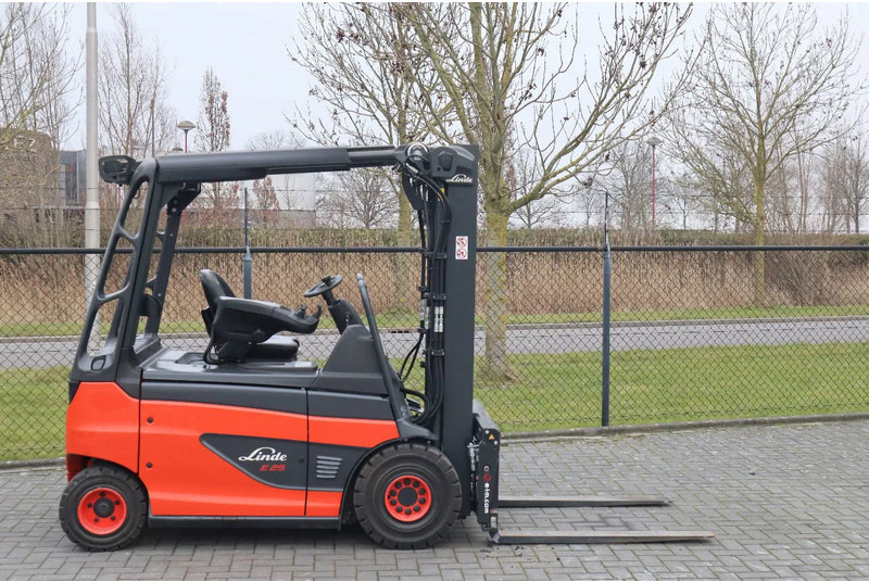 Linde E25 R-01 ROADSTER | DEMO | SIDESHIFT | FORK SPREADERS - Električni viličar: slika Linde E25 R-01 ROADSTER | DEMO | SIDESHIFT | FORK SPREADERS - Električni viličar Linde E25 R-01 ROADSTER | DEMO | SIDESHIFT | FORK SPREADERS - Električni viličar: slika Linde E25 R-01 ROADSTER | DEMO | SIDESHIFT | FORK SPREADERS - Električni viličar
