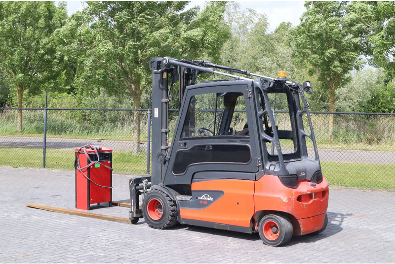 Linde E35 L-01 | DUPLEX | SIDESHIFT | POSITIONERS | LOW HOURS - Električni viličar: slika Linde E35 L-01 | DUPLEX | SIDESHIFT | POSITIONERS | LOW HOURS - Električni viličar Linde E35 L-01 | DUPLEX | SIDESHIFT | POSITIONERS | LOW HOURS - Električni viličar: slika Linde E35 L-01 | DUPLEX | SIDESHIFT | POSITIONERS | LOW HOURS - Električni viličar